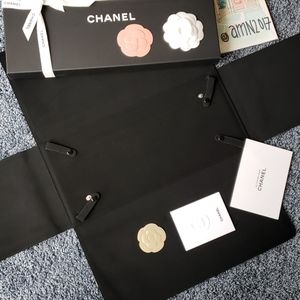 XLarge Chanel Gift Box Storage Pouch w/ Snap lock